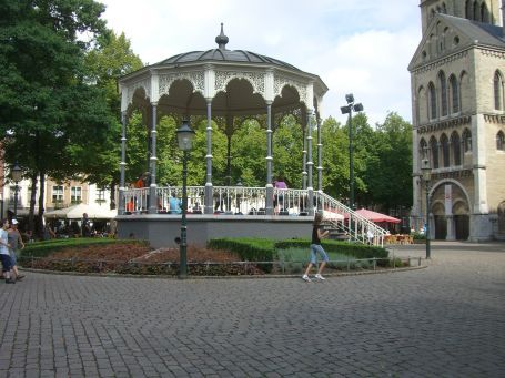 Roermond : Munsterplein, Konzertpavillon aus dem Jahr 1888